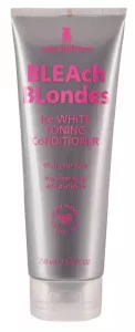 Кондиционер от желтизны осветленных волос Lee Stafford Bleach Blondes Ice White Conditioner, 250 мл