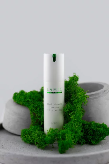 Зволожуючий флюїд для обличчя, шиї та декольте Lamic Fluido idratante per viso, collo e décolleté, 50 мл