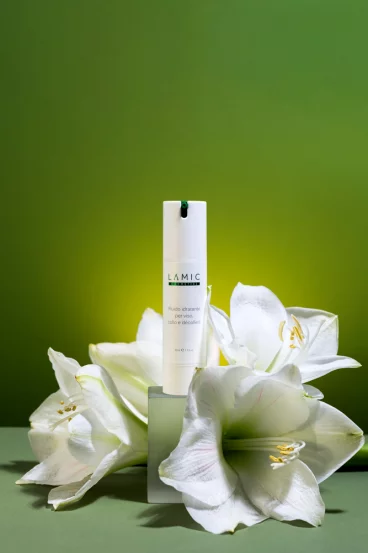 Зволожуючий флюїд для обличчя, шиї та декольте Lamic Fluido idratante per viso, collo e décolleté, 50 мл