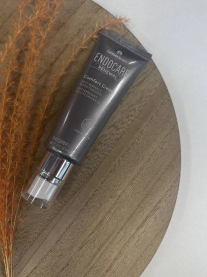 Антивозрастной крем с успокаивающими ингредиентами для чувствительной кожи Cantabria Endocare Renewal Comfort Cream, 50 мл