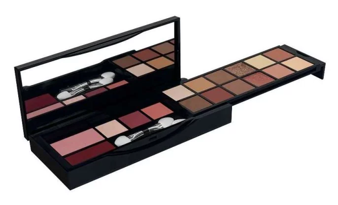 Компактный набор Nouba Trousse №228