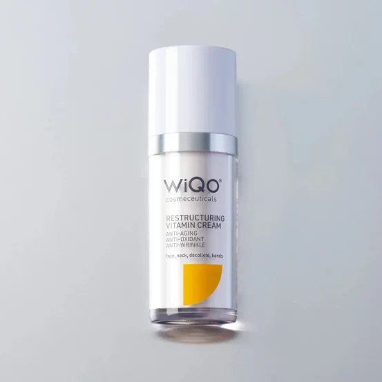 Восстанавливающий крем с ретинолом и витамином С для лица Wiqo Restructuring Vitamin Cream, 30 мл